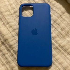 iPhone 11 (NOT MAX) cell phone case.